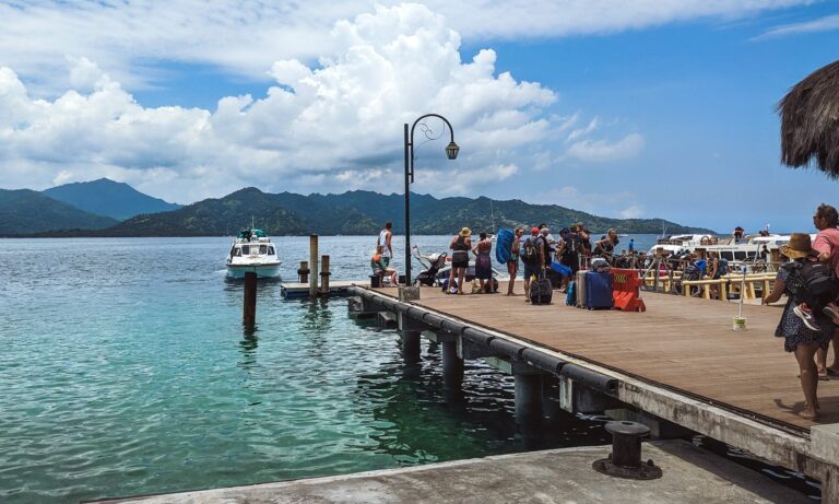 People waiting on the Gili Air pier